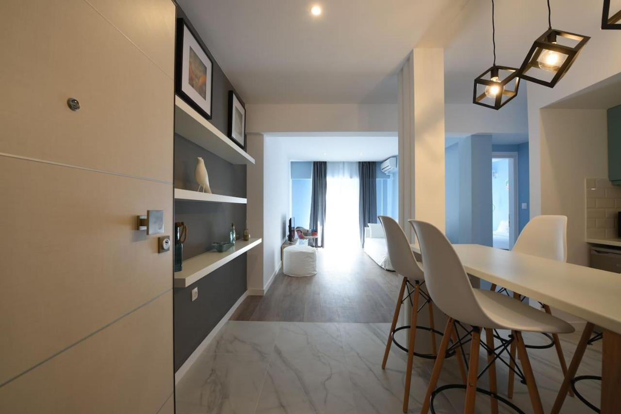 3 Mins Walking From Acropolis Apartment Атина Екстериор снимка